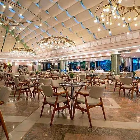 酒店 Aqua 5*